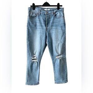 Levi’s Wedgie Straight Jeans Size 32 High Rise Distressed Light Wash Denim